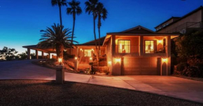Sunset Haven, 3-Bedroom Getaway with Heated Pool and Lake Views